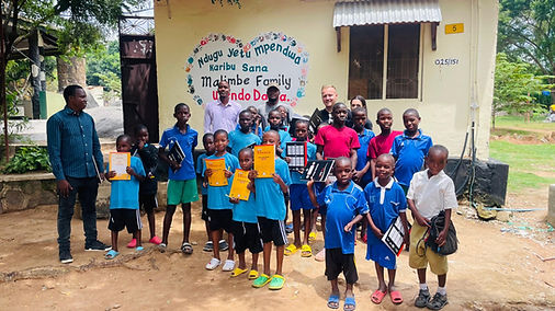 Wildlife and environmental conservation volunteers